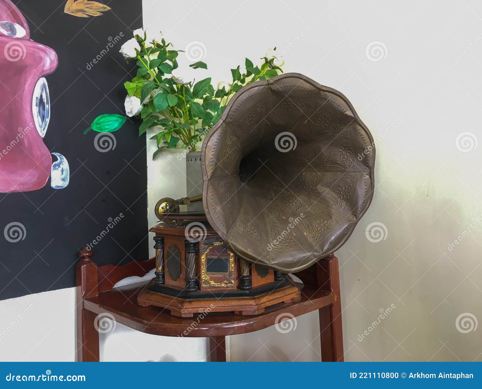 Vintage Speaker on Wooden Table Stock Photo Image of classic, player