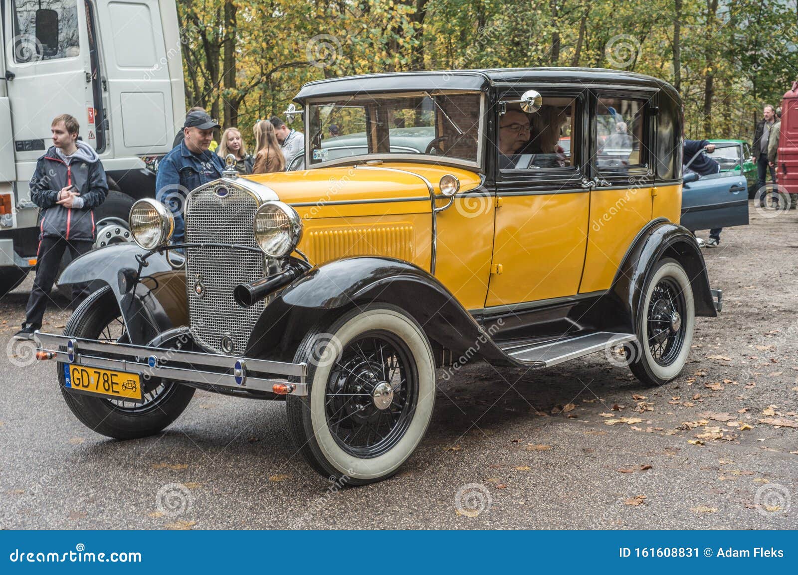 Classic Vintage Antique Ford Vehicles