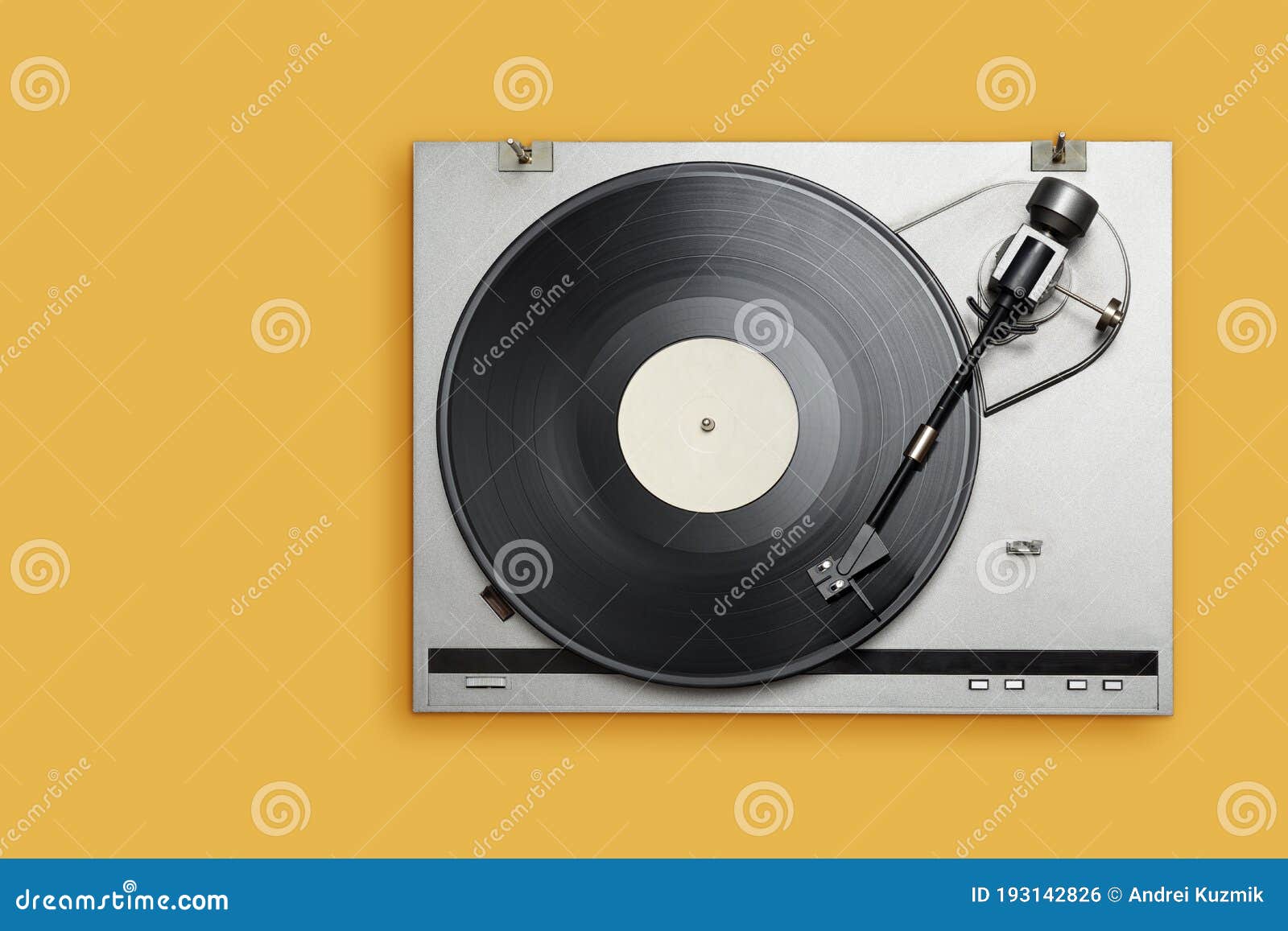 1 406 Player Record Yellow Photos Free Royalty Free Stock Photos From Dreamstime 1 406 Player Record Yellow Photos Free Royalty Free Stock Photos From Dreamstime
