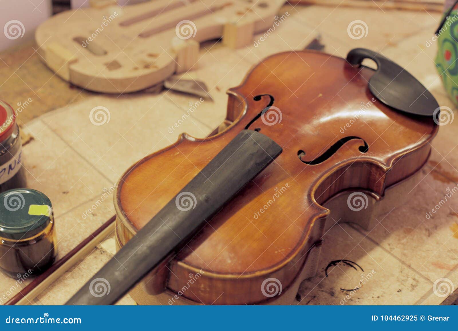 Violin repair angled stock image. Image of damaged, laboratory 104462925