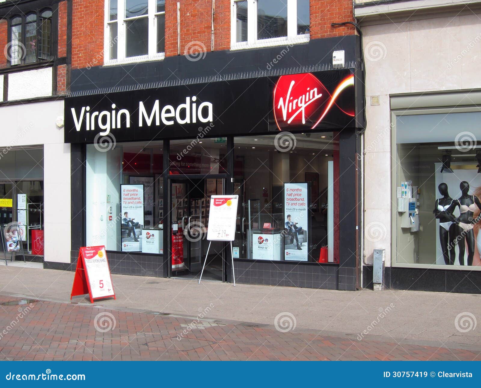 Virgin Media shop. editorial stock image. Image of shop - 30757419