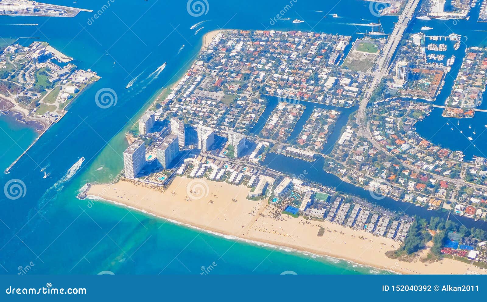 Vista Aérea De Las Islas Del Puerto Del Fort Lauderdale Foto de archivo -  Imagen de marejada, exterior: 152040392