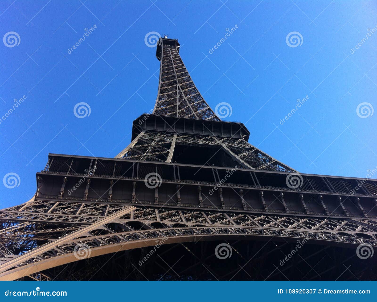 vista de la torre eiffel