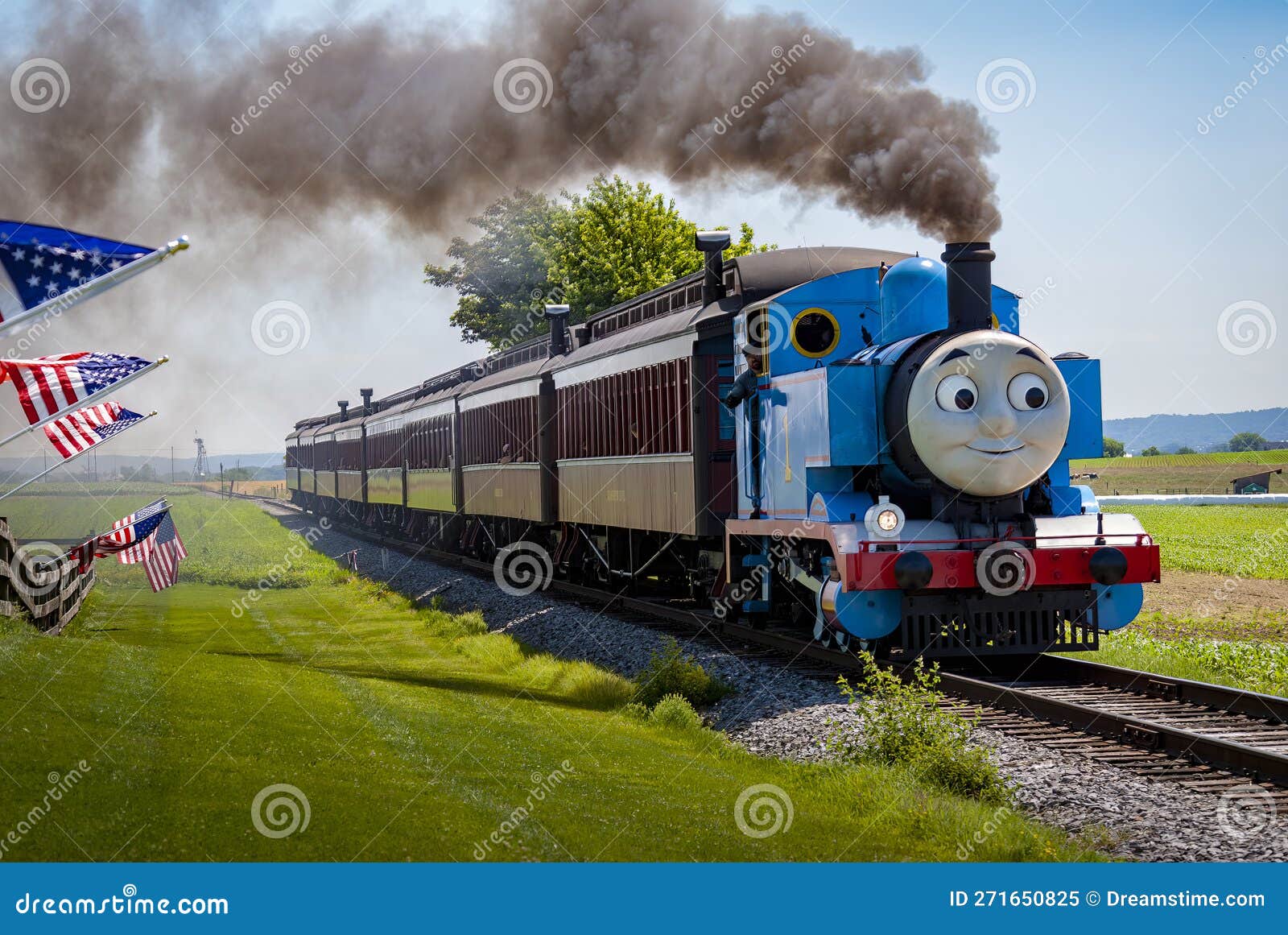 Vista De Thomas El Tren Que Atrapa a Los Turismos Que Soplan Humo