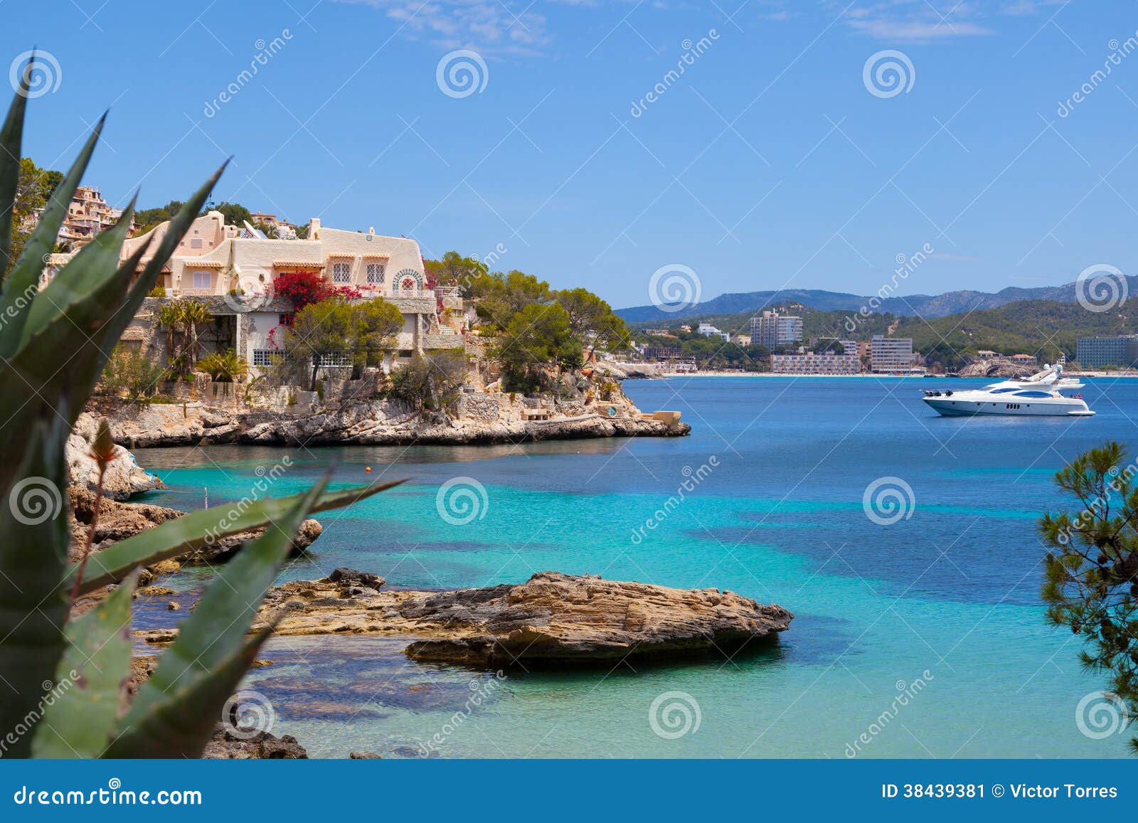 Vista di Cala Fornells in Paguera, Maiorca, Spagna