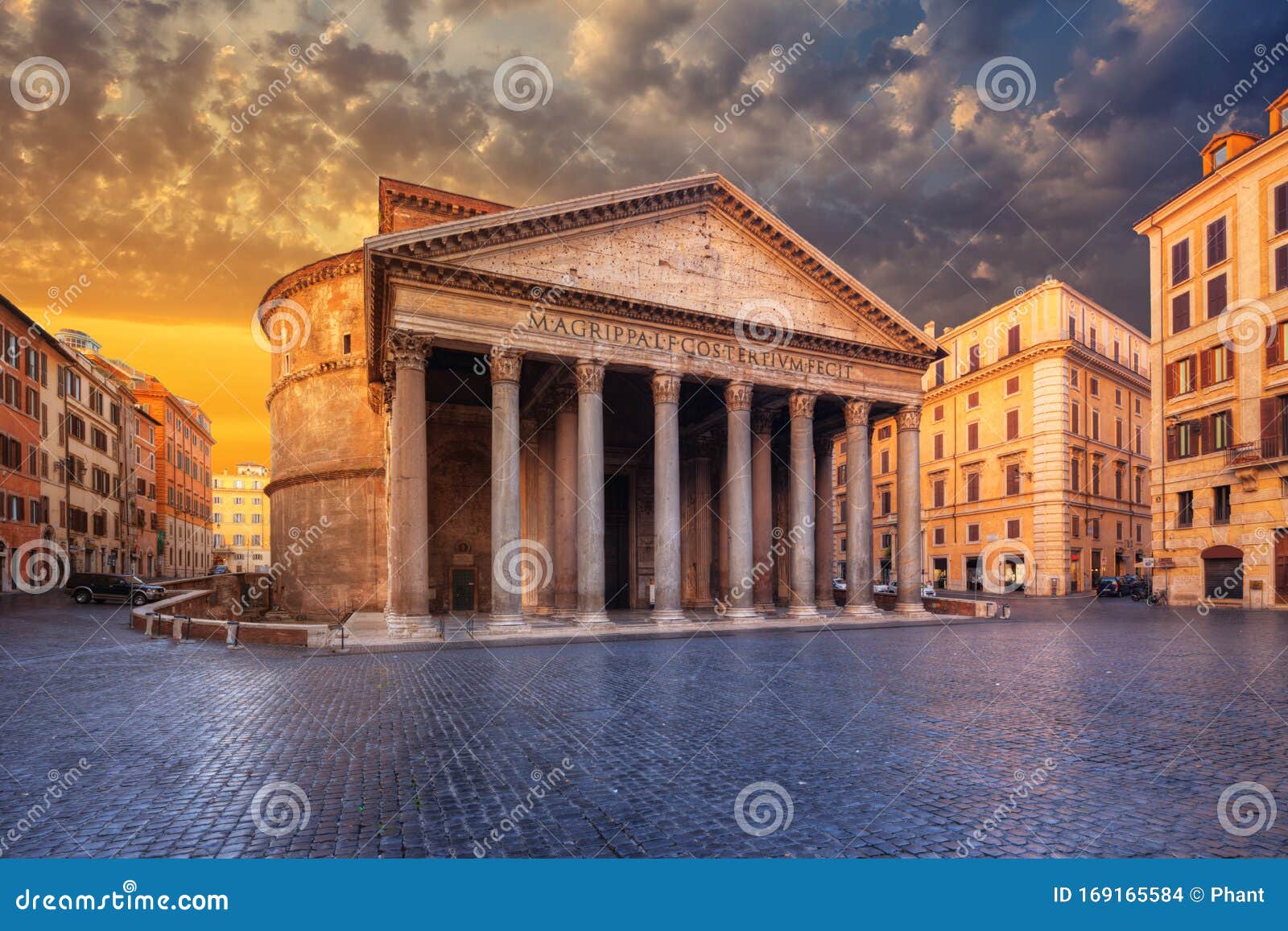 Vista Di Pantheon in Mattinata Roma Italia Fotografia Stock - Immagine ...