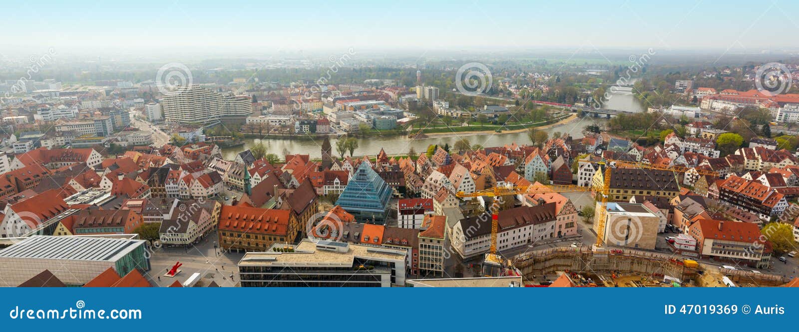 Vista panoramica dalla chiesa di Ulm Munster, Germania. Vista panoramica di alta risoluzione dalla chiesa di Ulm Munster, Germania