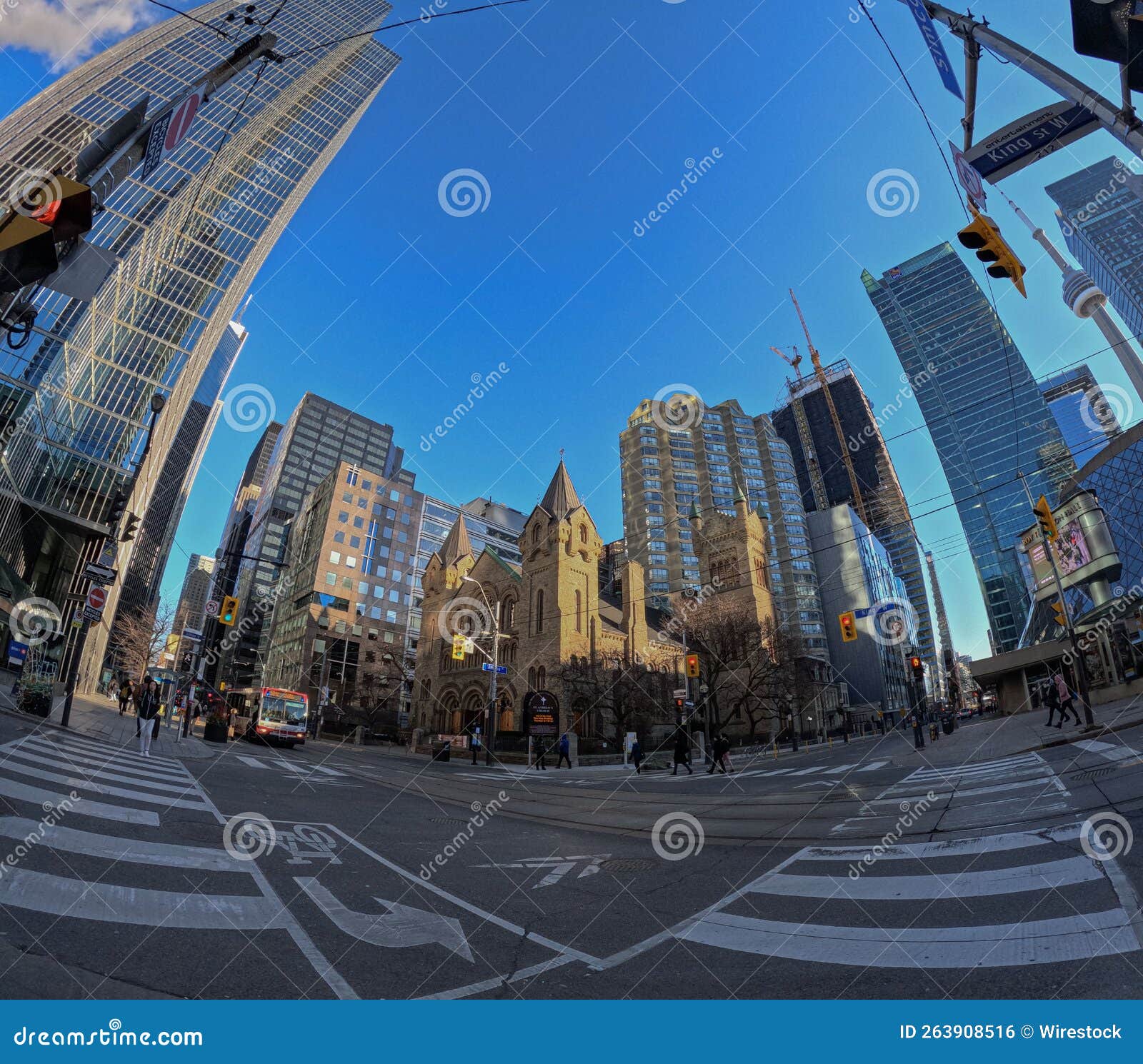 Vistas a Los Edificios Modernos De Toronto Canada Foto editorial