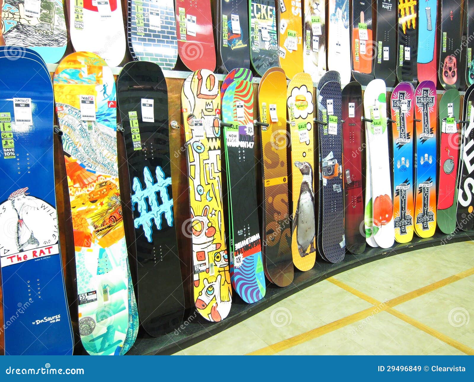 engañar Suplemento Indica Visualización De La Snowboard En Una Tienda. Imagen de archivo editorial -  Imagen de llaves, unido: 29496849