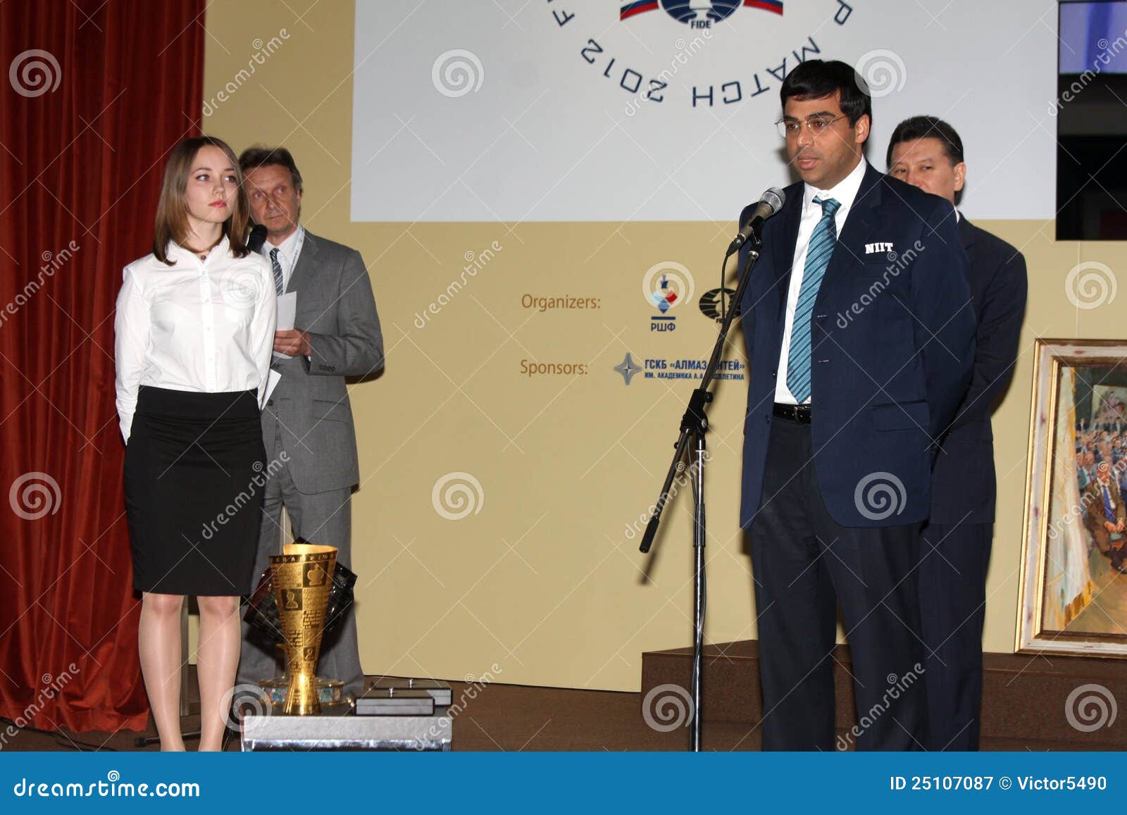 Viswanathan Anand editorial photography. Image of knight - 65688562