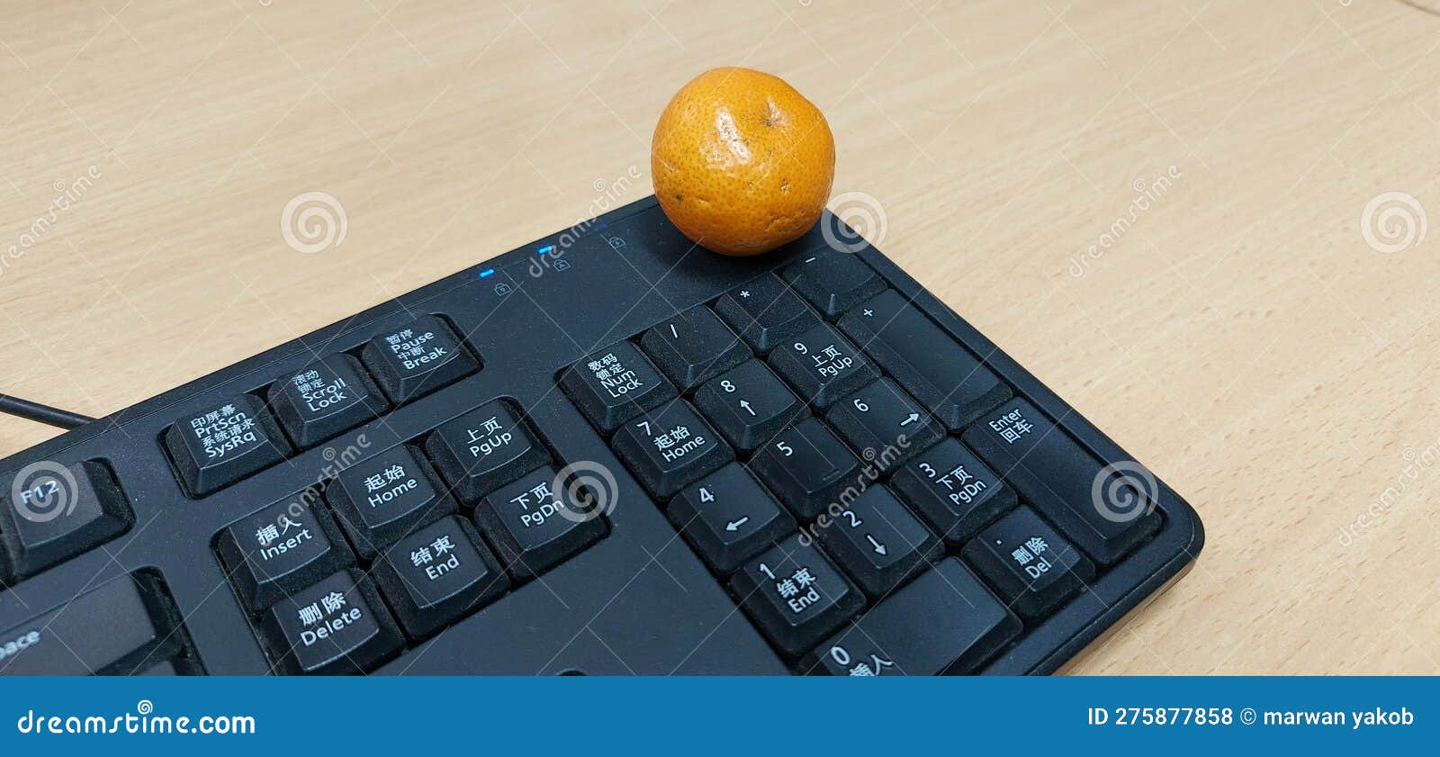 Vitamin C in Oranges is Needed To Work so that the Body Stays Healthy