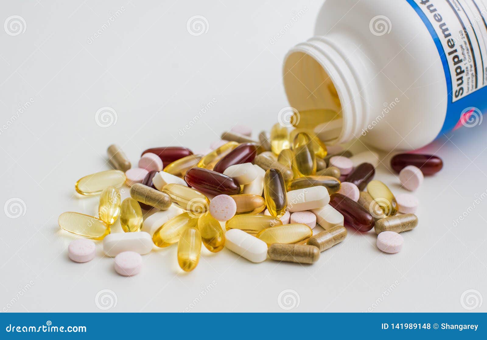 vitamins, omega 3, cod-liver oil, dietary supplement and tablets