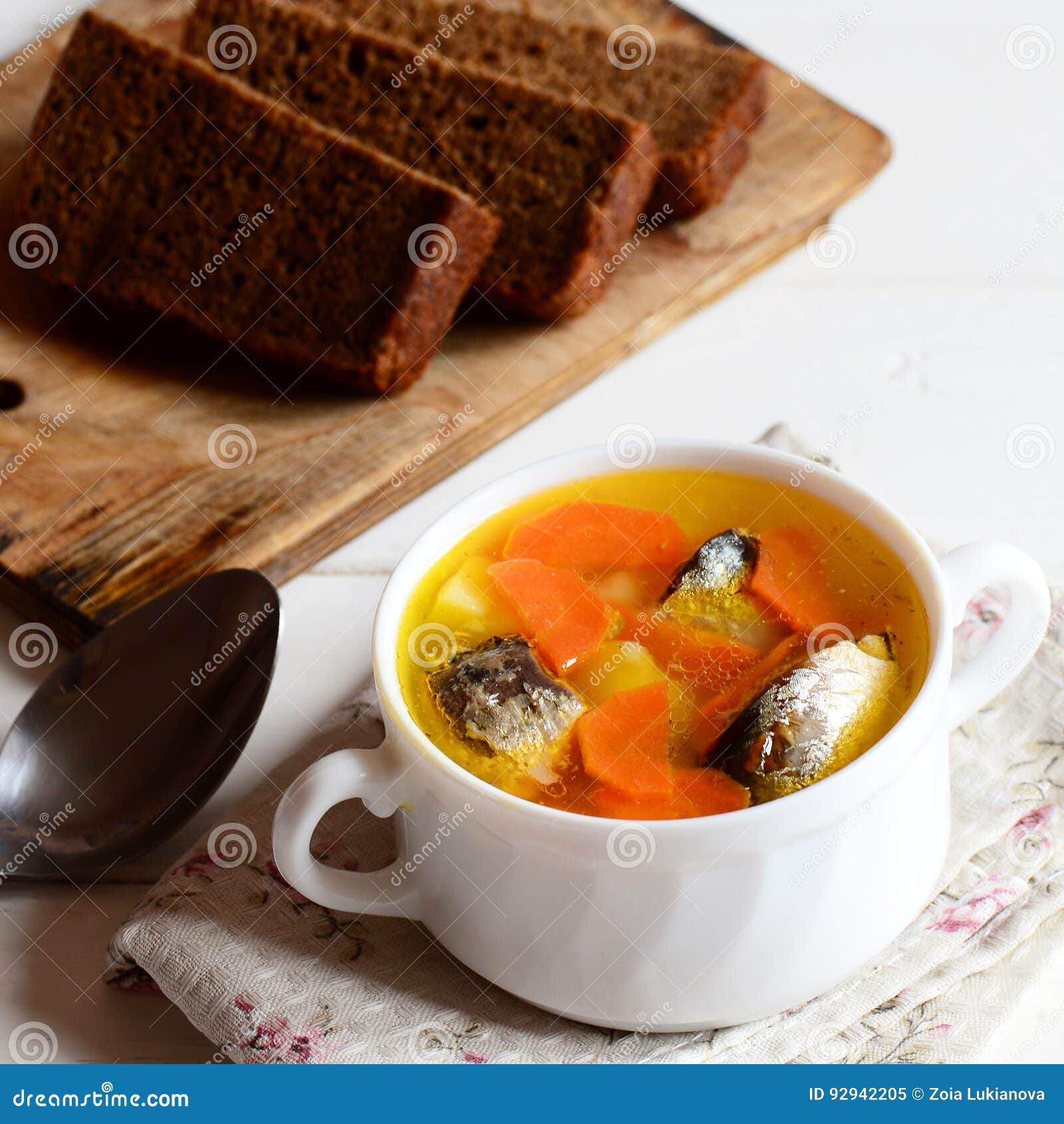 Vite Recette Facile Et Delicieuse De Soupe A Poissons Soupe Faite