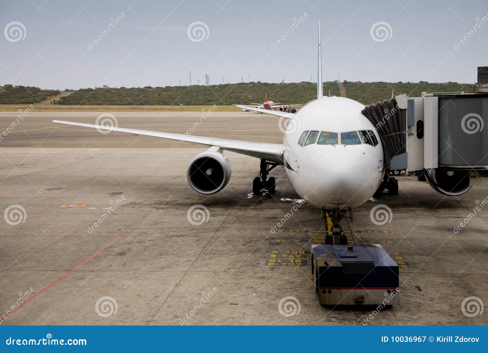 Vliegtuig stock afbeelding. Image of motor, instappen 10036967