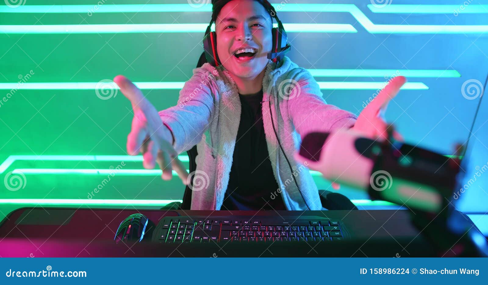 12,306 Live Game Stock Photos