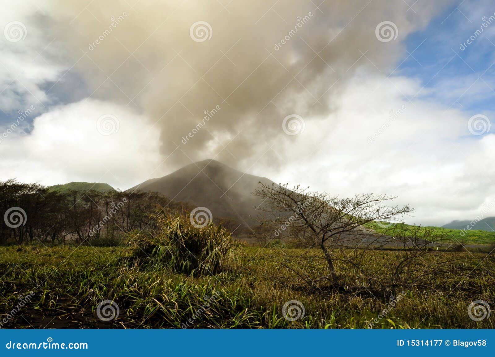 Volcanic Ash Cloud Over Mount Yasur Stock Image Image of mount, tafea