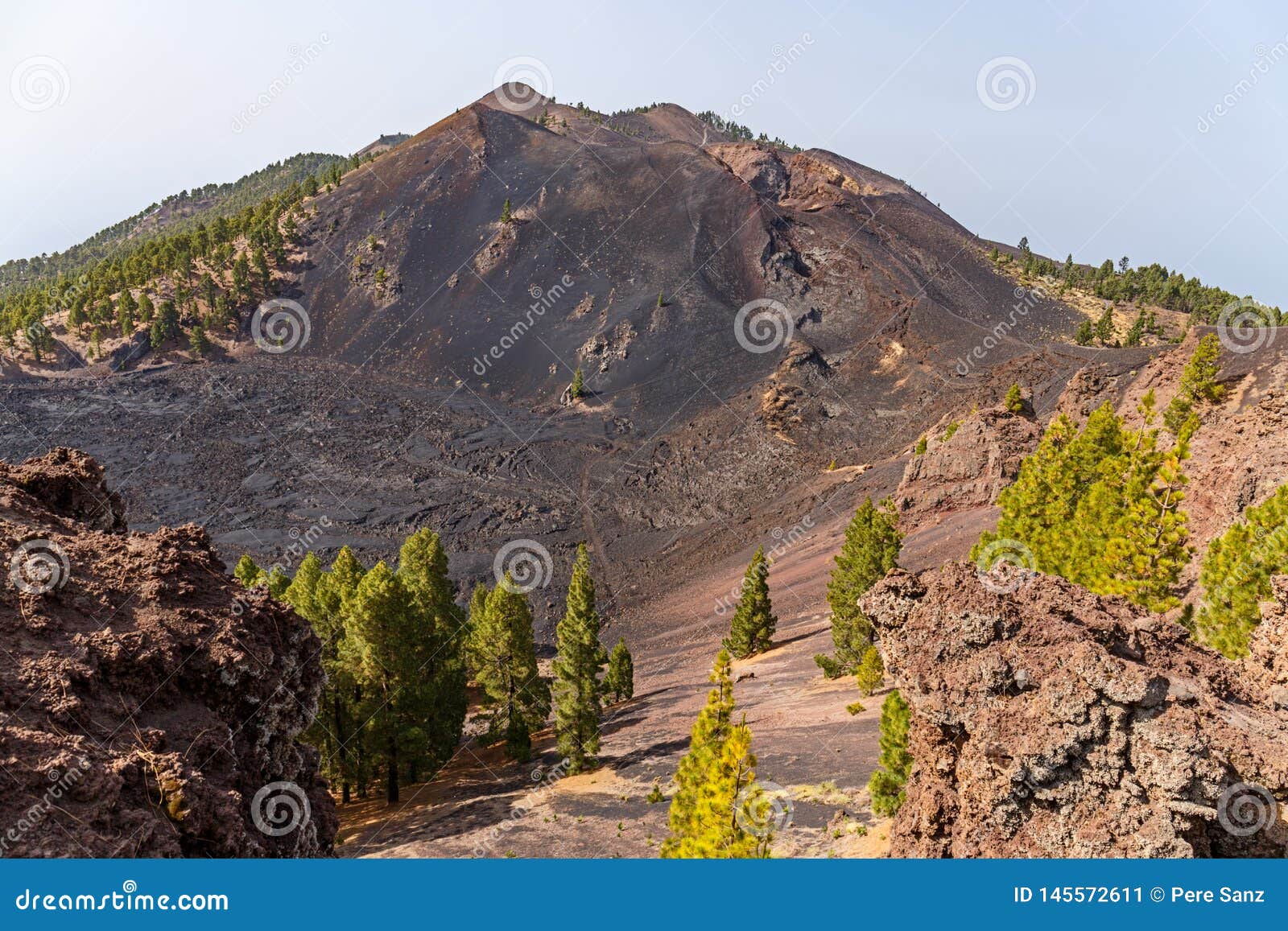 volcanic landscape along ruta de los volcanes, beautiful hiking path over the volcanoes, la palma, canary islands