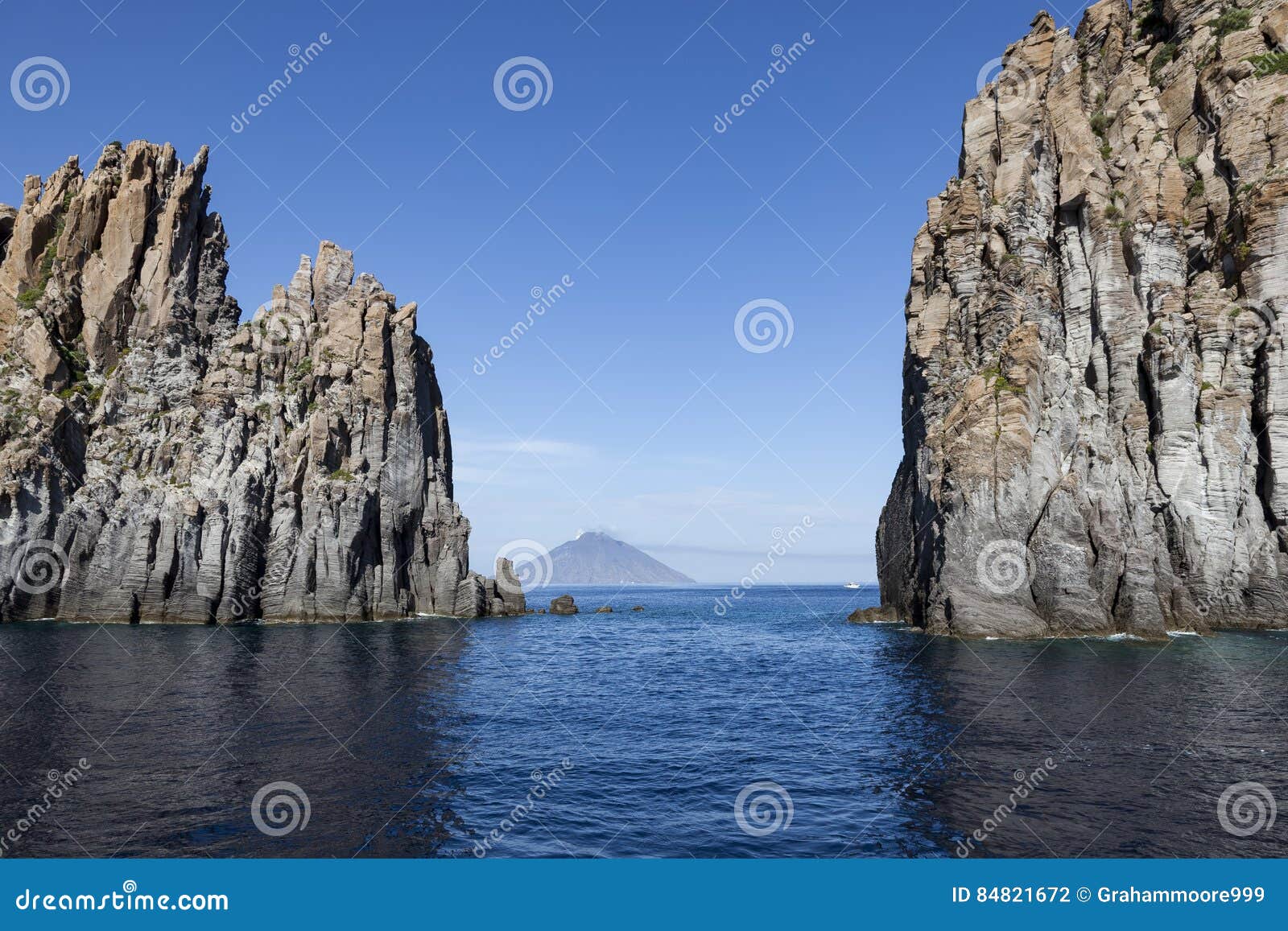 Volcanic plugs stock photo. Image of aeolian, vulcanology 84821672