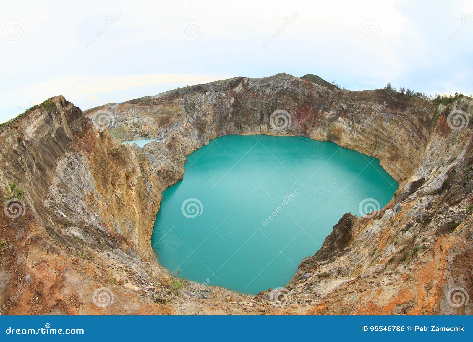 volcano on kelimutu - unique lakes tin and tap