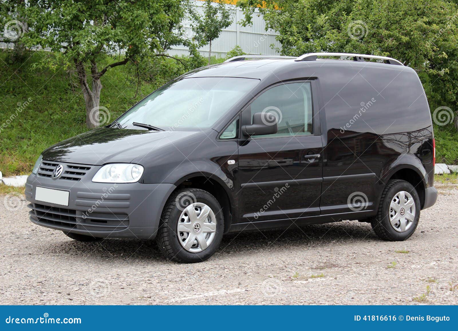 volkswagen caddy black