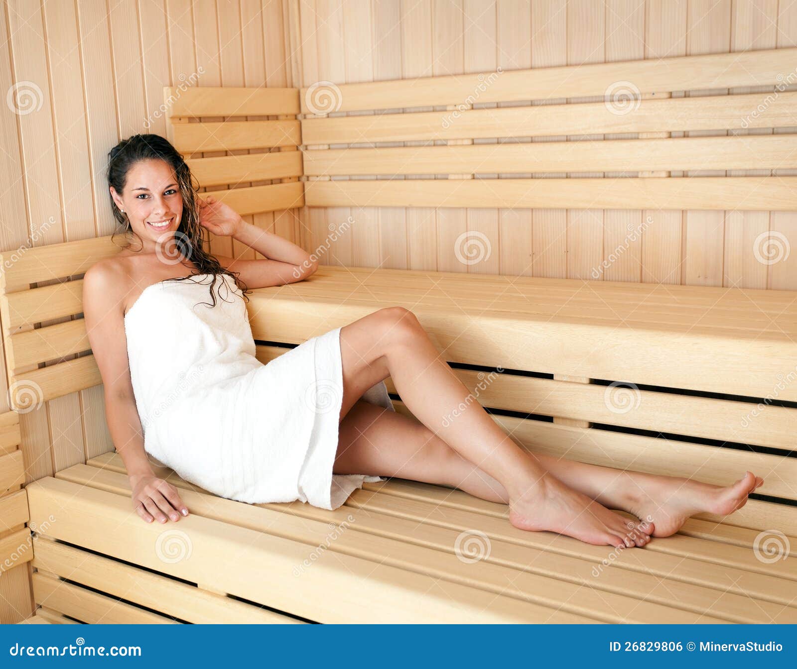 Der sauna in frau Frauen in