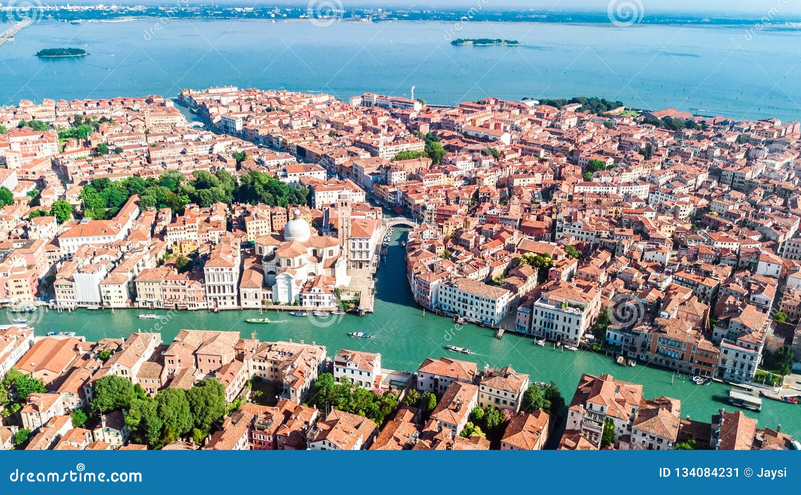Vue Aerienne De Bourdon De Ville Grand Canal De Venise De Paysage Urbain D Ile Et De Lagune Venitienne D En Haut L Italie Image Stock Image Du Bourdon Passerelle Vue Aerienne De Bourdon De Ville Grand Canal De Venise De Paysage Urbain D Ile Et De Lagune Venitienne D En Haut L Italie Image Stock Image Du Bourdon Passerelle