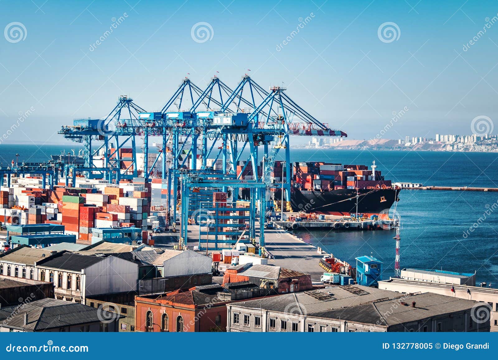 Vue Aérienne De Port De Valparaiso De Colline De Cerro