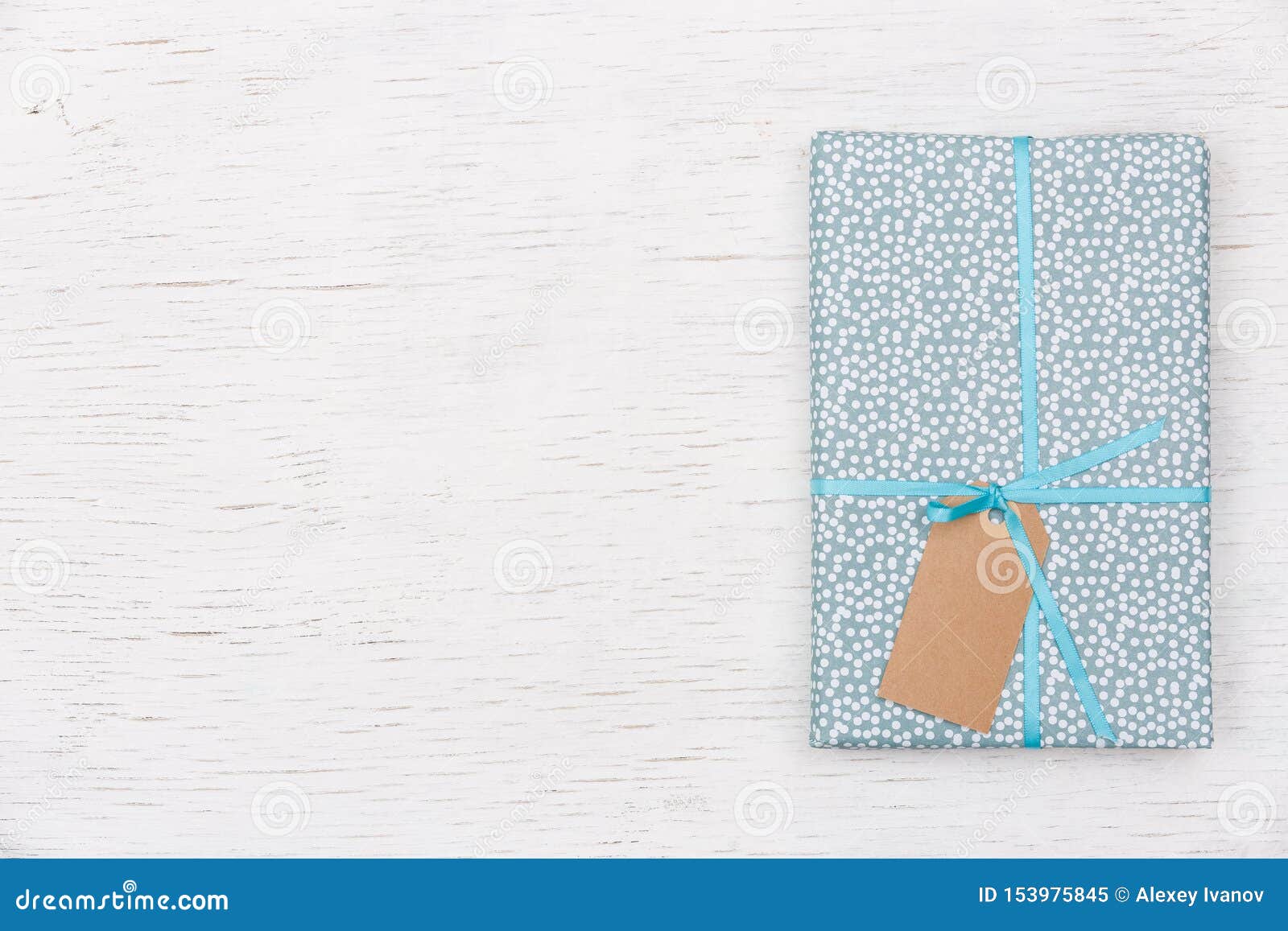 Vue Superieure Sur Enveloppe En Cadeau De Papier Pour L Anniversaire Le Noel Ou Toute Autre Celebration Sur Le Fond En Bois Bla Image Stock Image Du Anniversaire Superieure Vue Superieure Sur Enveloppe En Cadeau De Papier Pour L Anniversaire Le Noel Ou Toute Autre Celebration Sur Le Fond En Bois Bla Image Stock Image Du Anniversaire Superieure