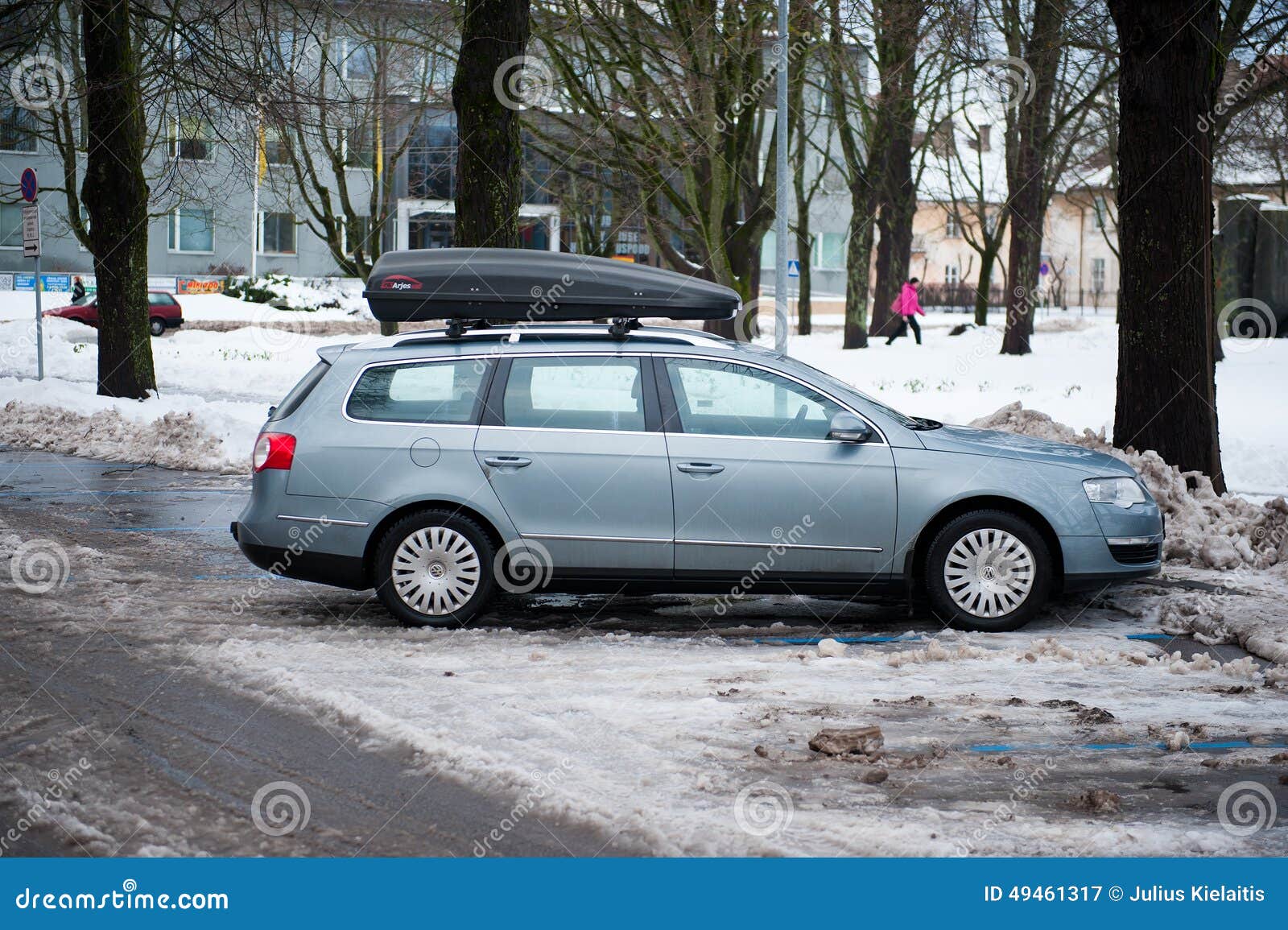 VW Passat b6 with roof box editorial photography. Image of large - 49461317