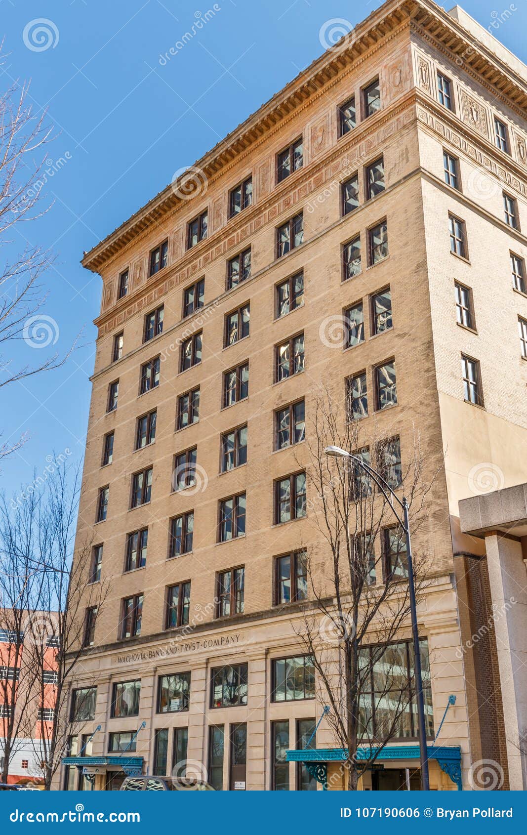 Wachovia Bank and Trust Building Editorial Photo - Image of ...