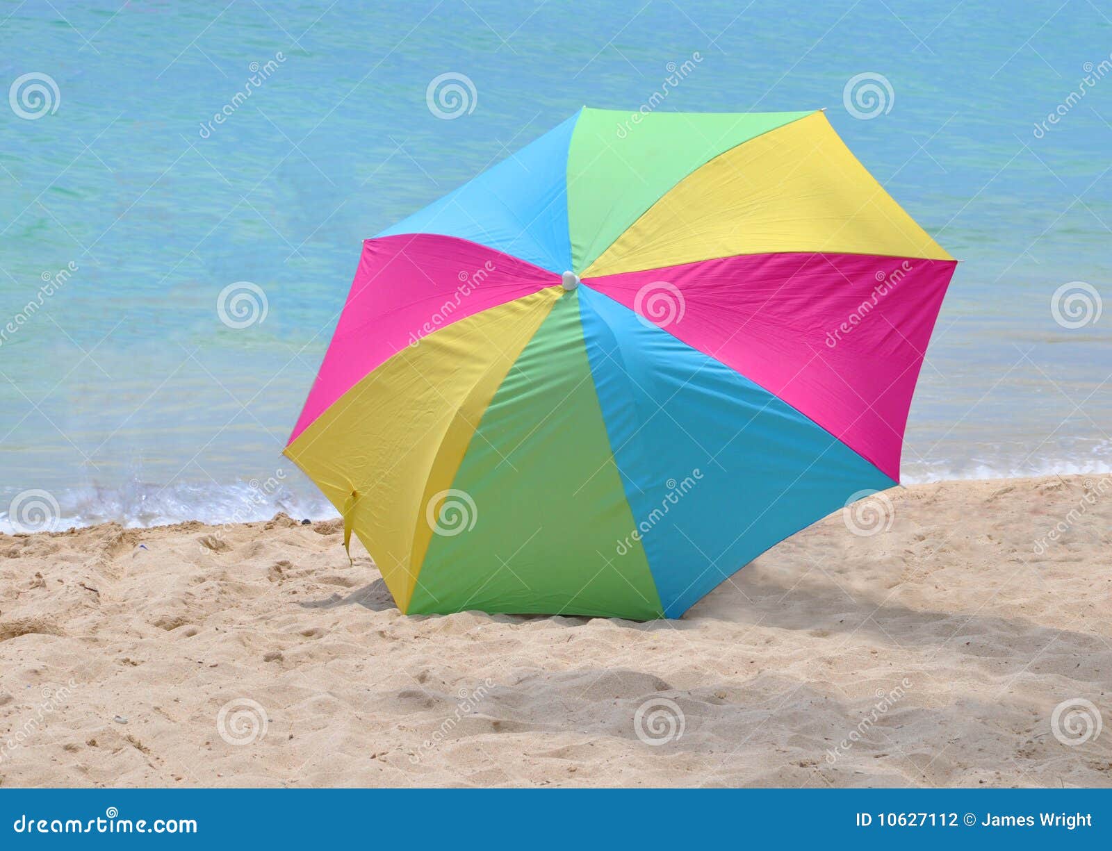 Waikiki Beach Umbrella stock photo. Image of yellow, waikiki 10627112