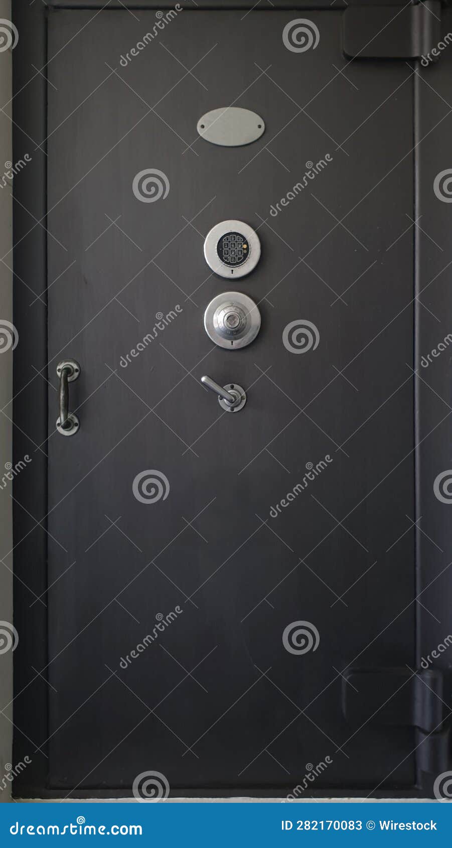 Vault door safe with lock stock image. Image of door 282170083