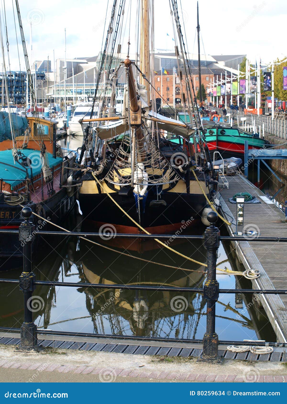 Walking Around Hull Marina and Walking Along the River Humber and Docks