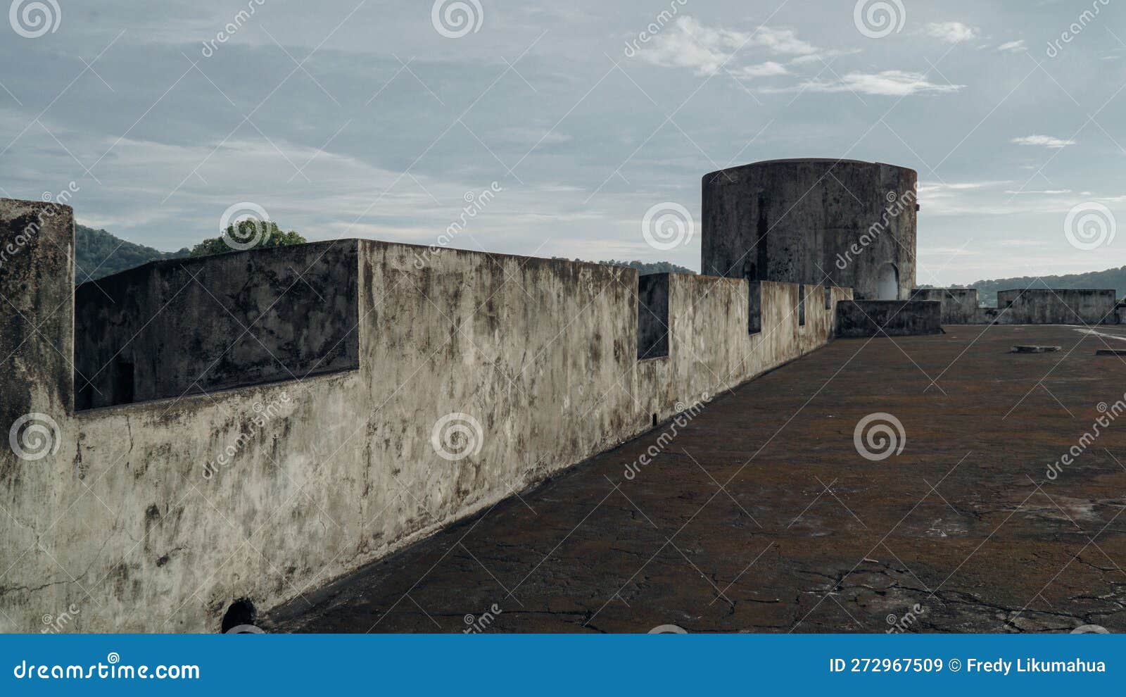 wall of belgica fort in banda naira