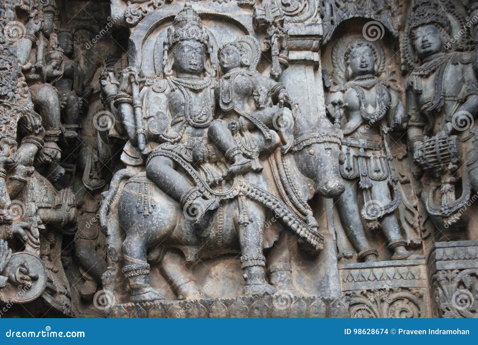 hoysaleswara temple wall carving of uma maheswara lord shiva and parvati