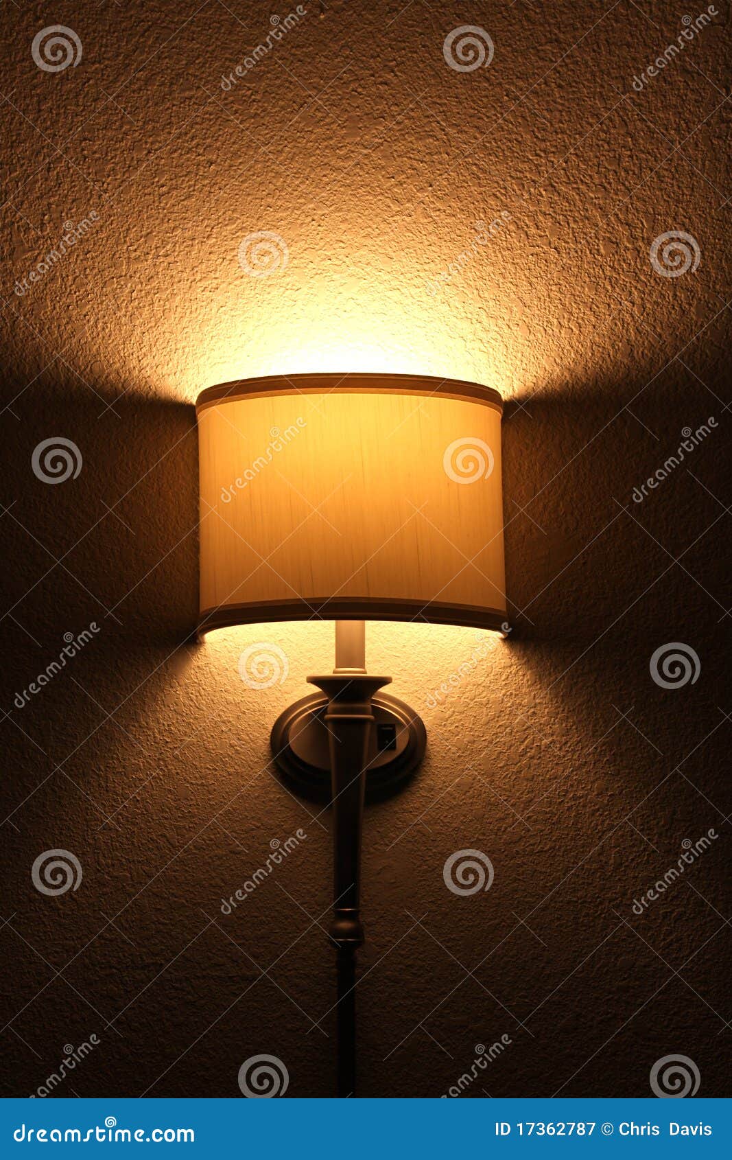 Wall lamp with warm light stock image. Image of illumination 17362787