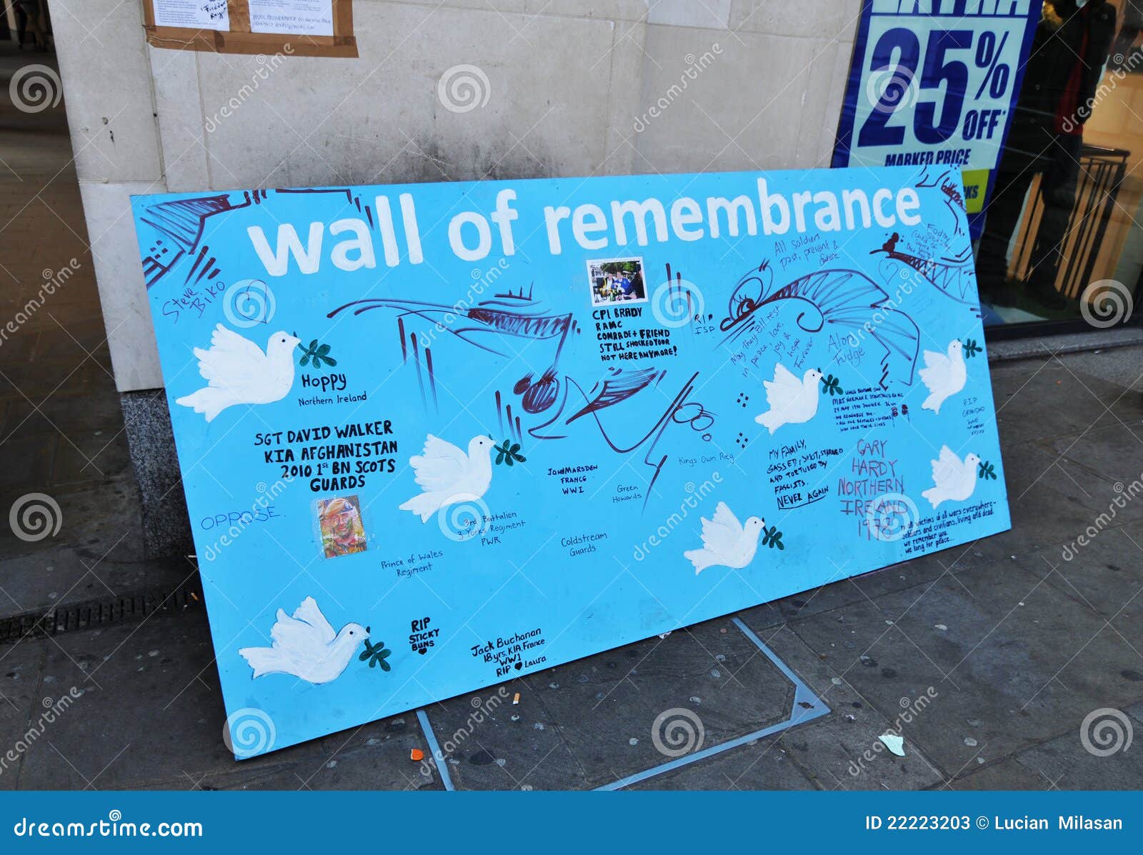 Wall of remembrance editorial stock photo. Image of english 22223203