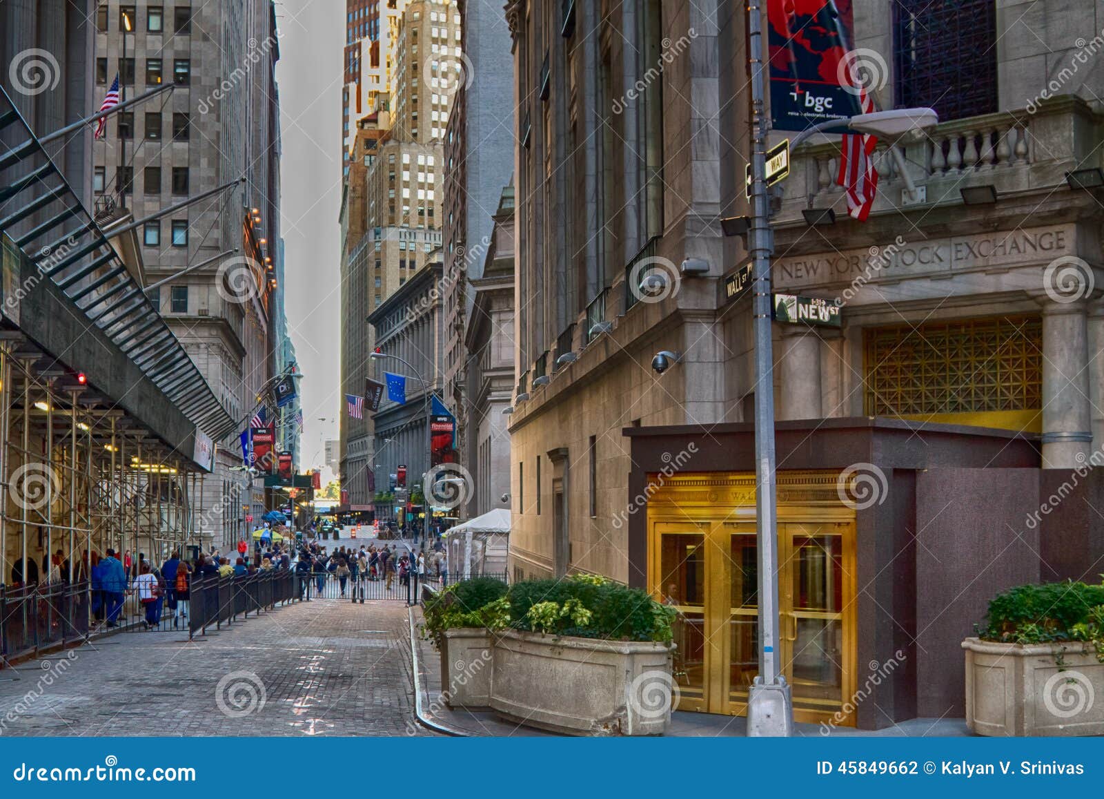 Wall Street editorial photography. Image of york, sightseeing 45849662
