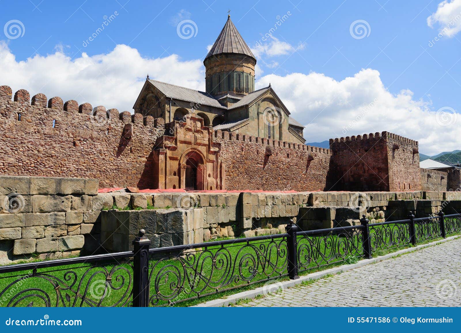 wall of the svetitskhoveli cathedral