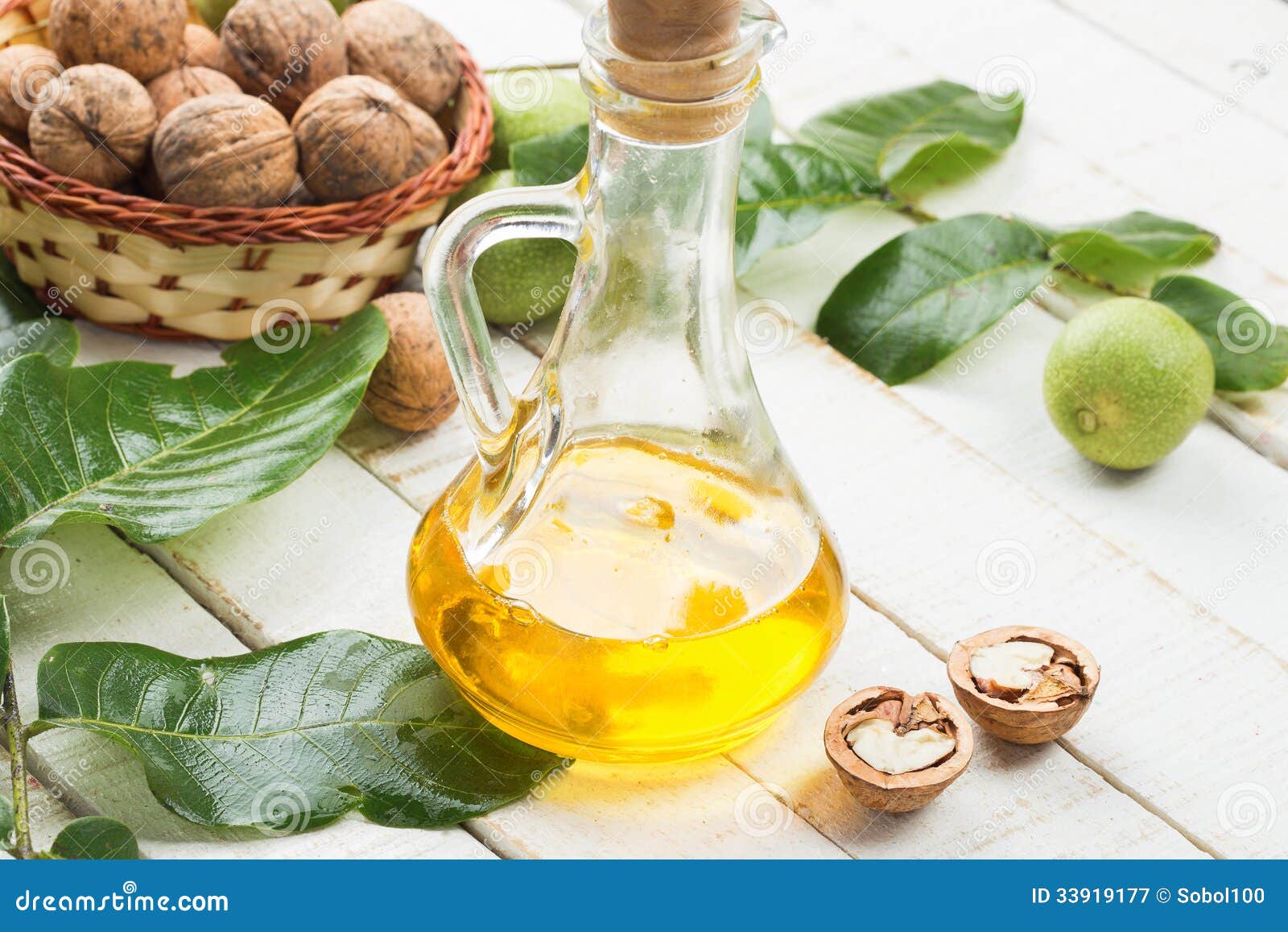 Walnut oil stock image. Image of vegetable, cosmetics 33919177
