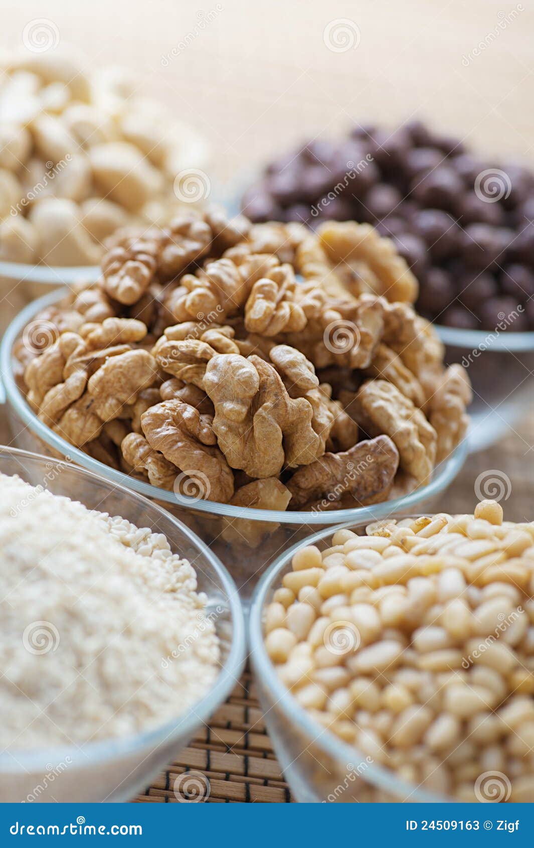 Walnuts, Cashews, Sesame Seeds, Stock Image Image of deli, dish 24509163
