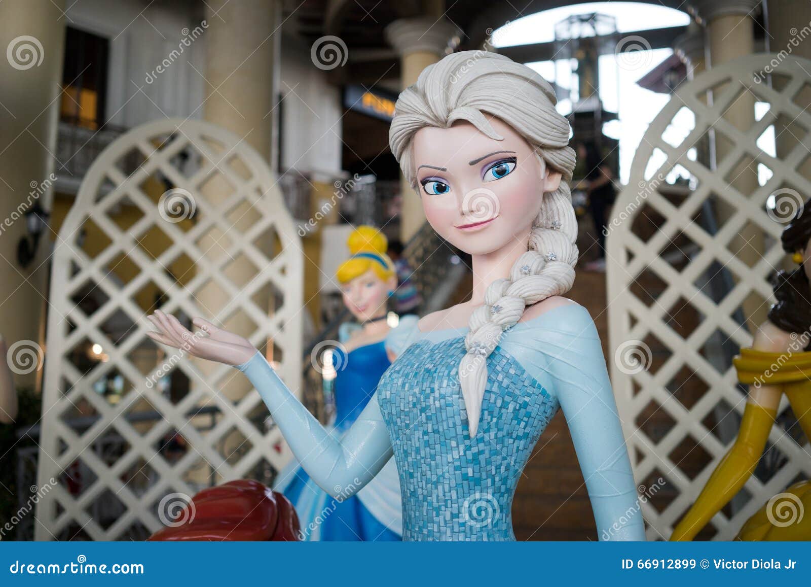 elsa cartoon character