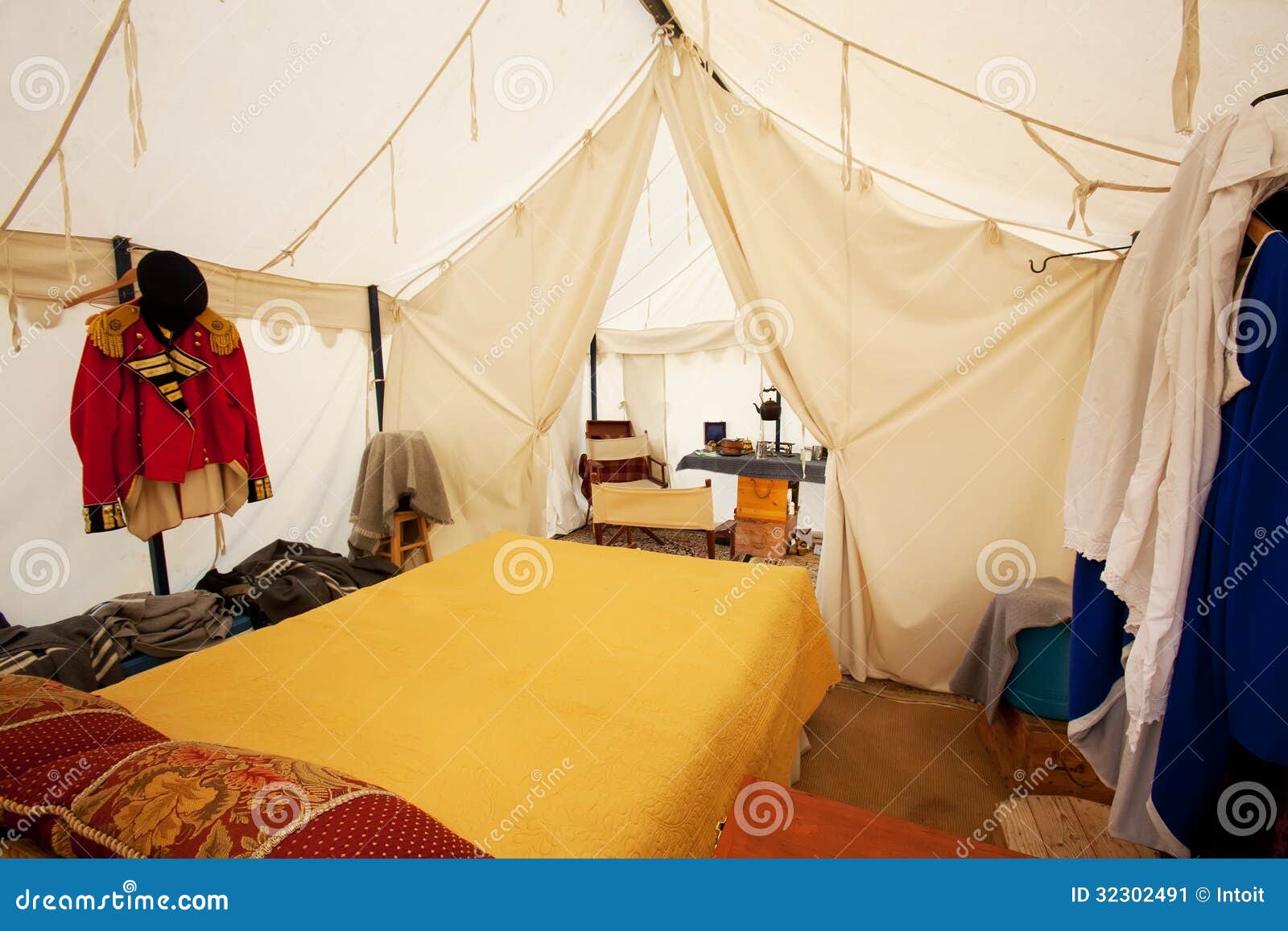 5,000 War Tent Stock Photos - Free & Royalty-Free Stock Photos from  Dreamstime