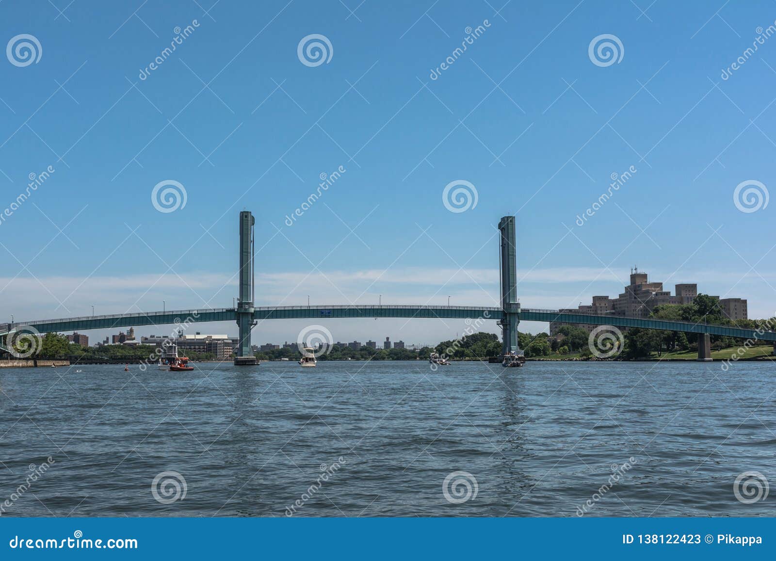 wards island bridge over the harlem river, nyc