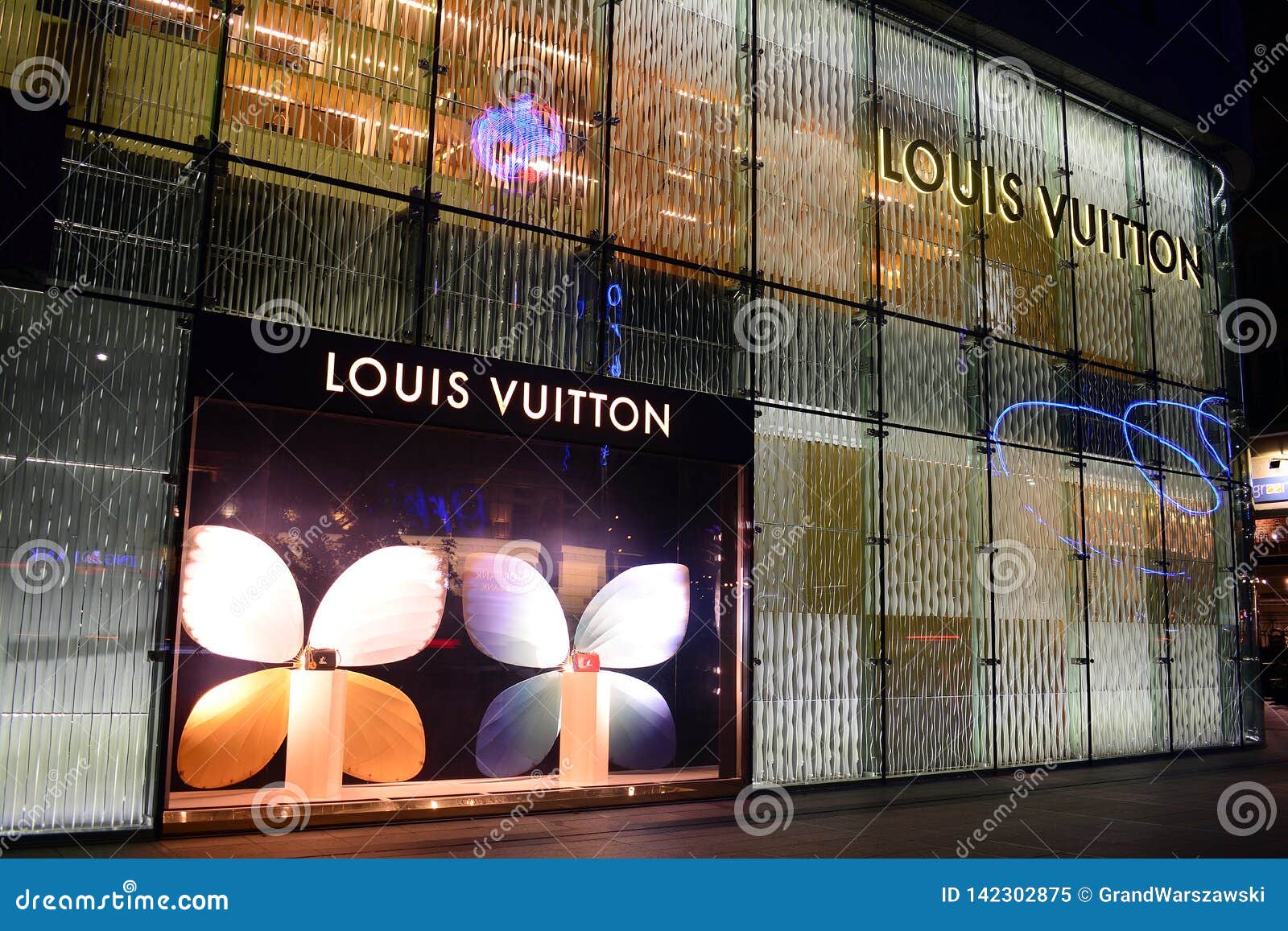 Sign Louis Vuitton. Company Signboard Louis Vuitton. Editorial Image - Image of flag, banner ...
