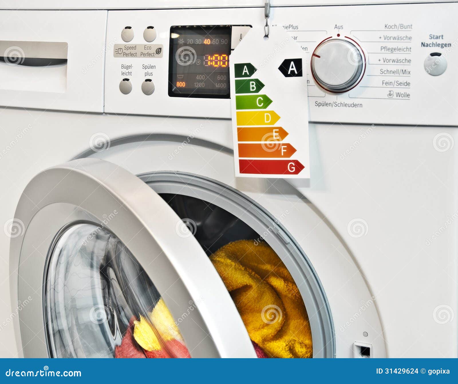 waschmaschine-mit-energieeffizienzaufkleber-stockfoto-bild-von