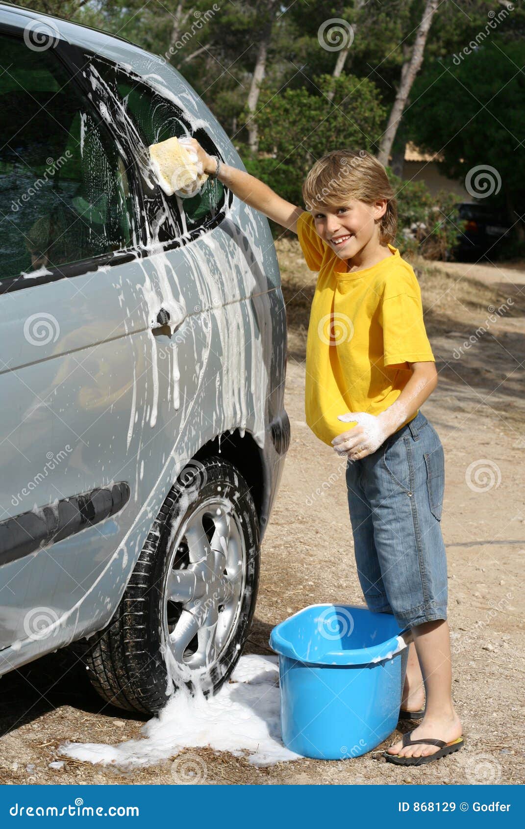 219 Kids Car Wash Stock Photos - Free & Royalty-Free Stock Photos from  Dreamstime