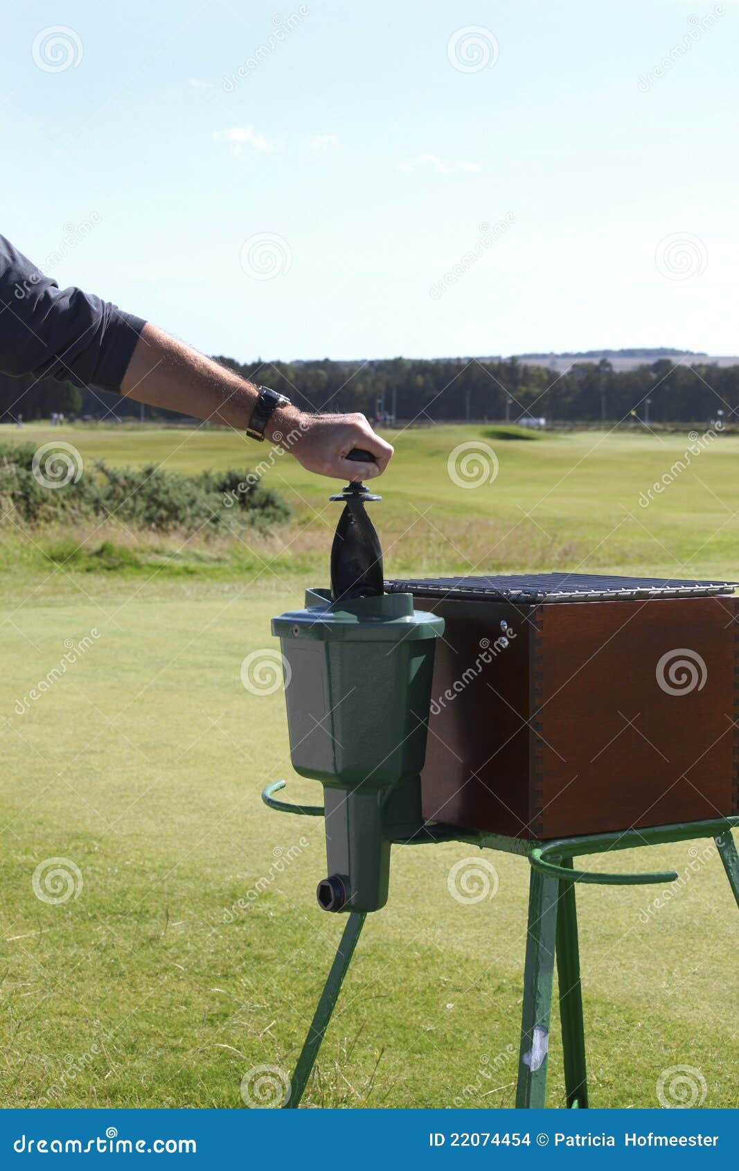 Washing golf balls stock photo. Image of lifestyle, cleaner 22074454