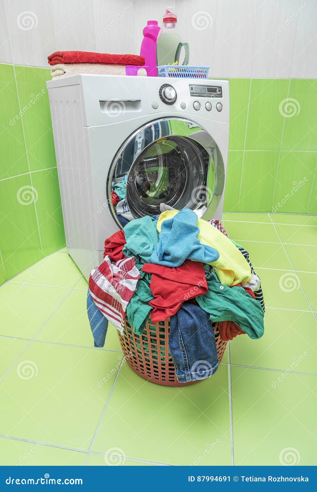 Washing Machine and Laundry Basket. Stock Image Image of organized