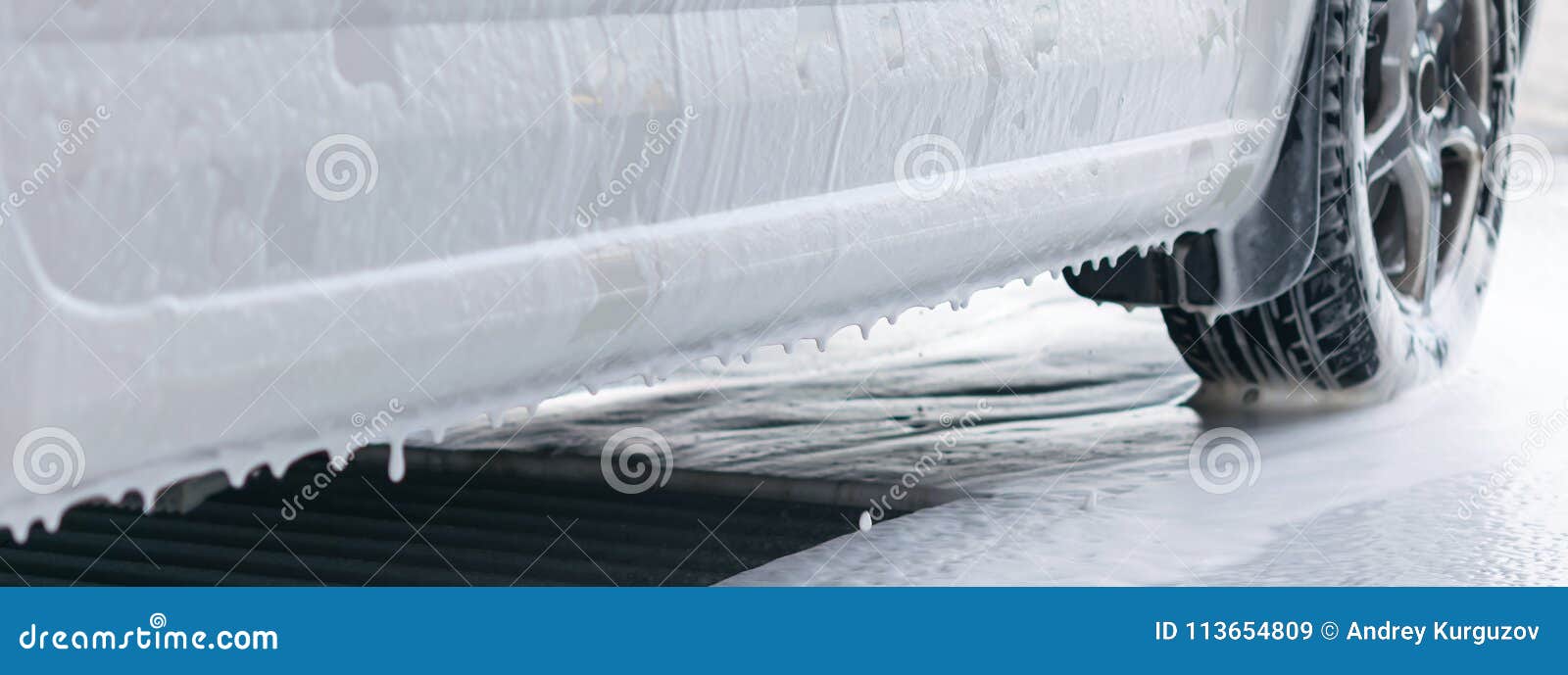 Washing the Underside of the Machine with a Noncontact Foam on the Car
